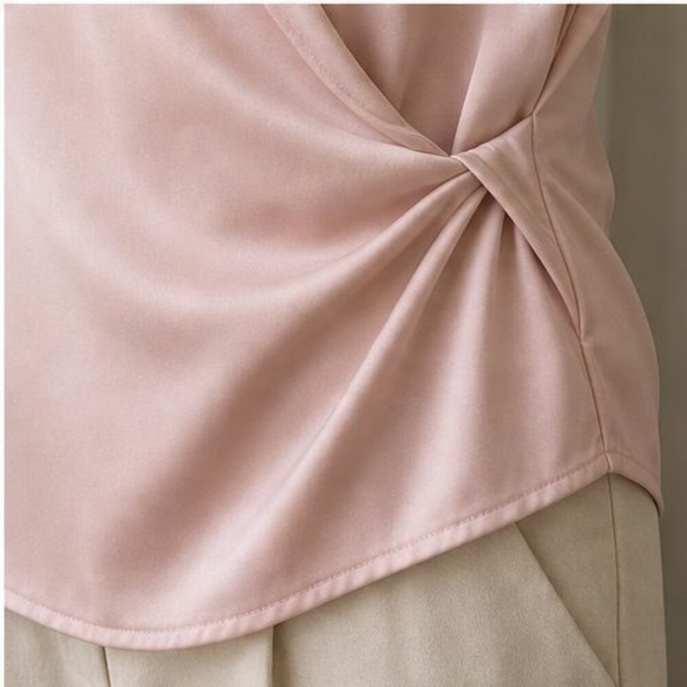 Blush Ruffle Blouse - Picture 6 of 6